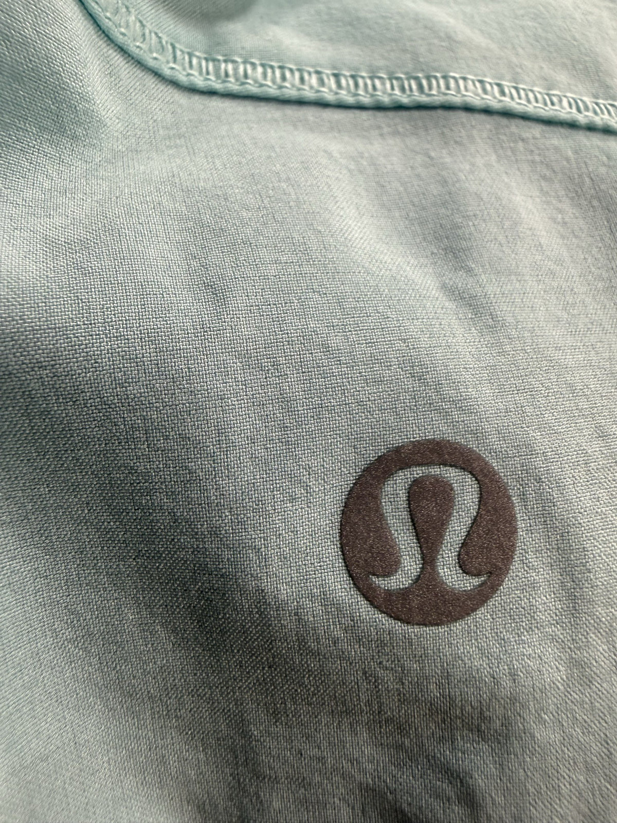 lululemon Skort logo
