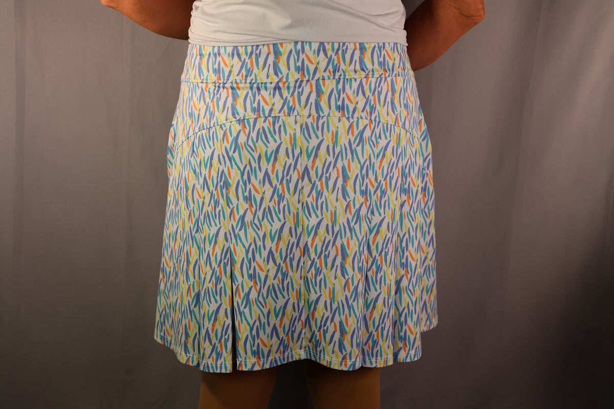 Bermuda Sands Skort, White Brushstroke Print, front