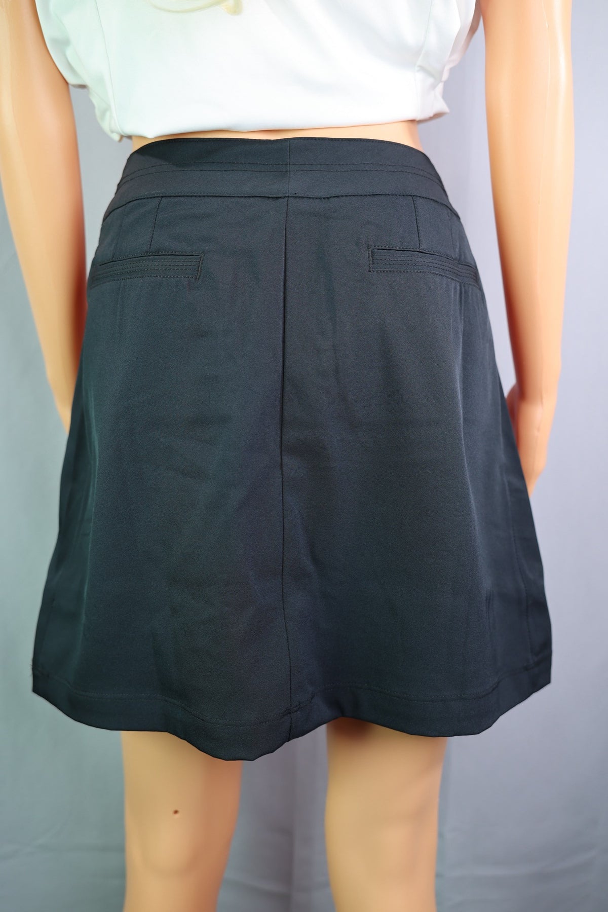 Greg Norman Skort, Navy, Size M - back