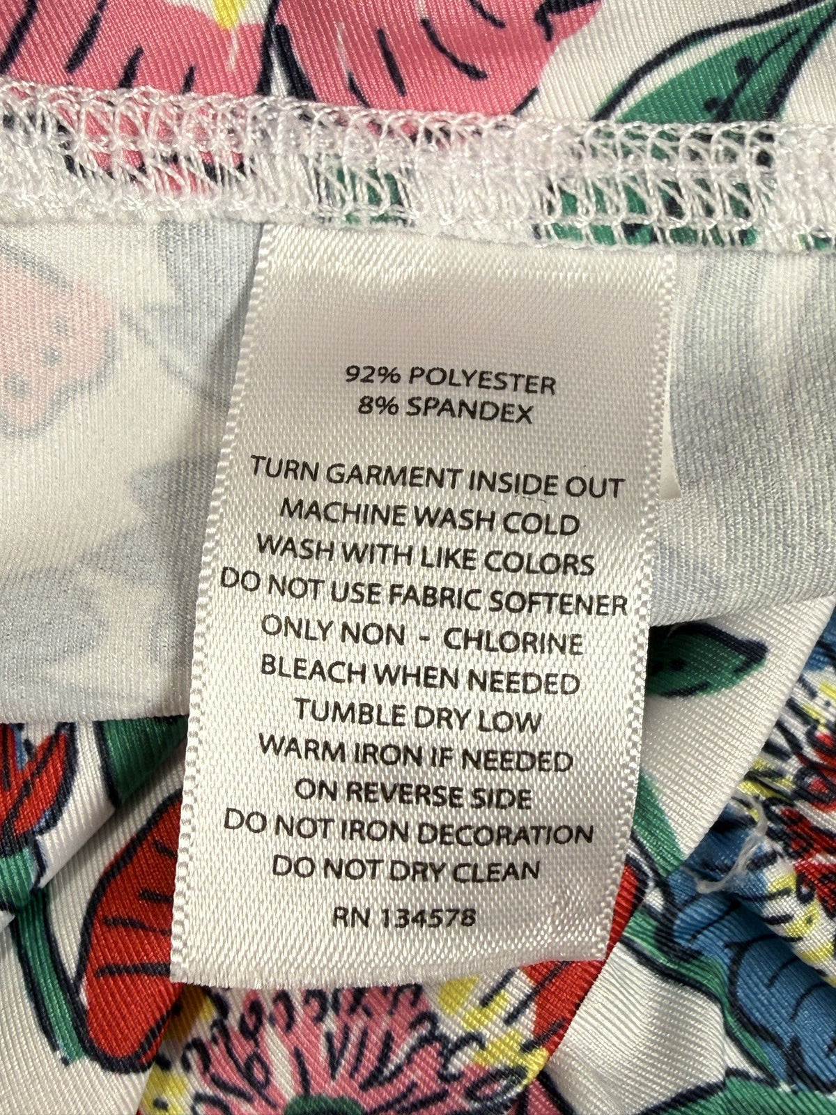 Vineyard Vines Skort care and fabric label