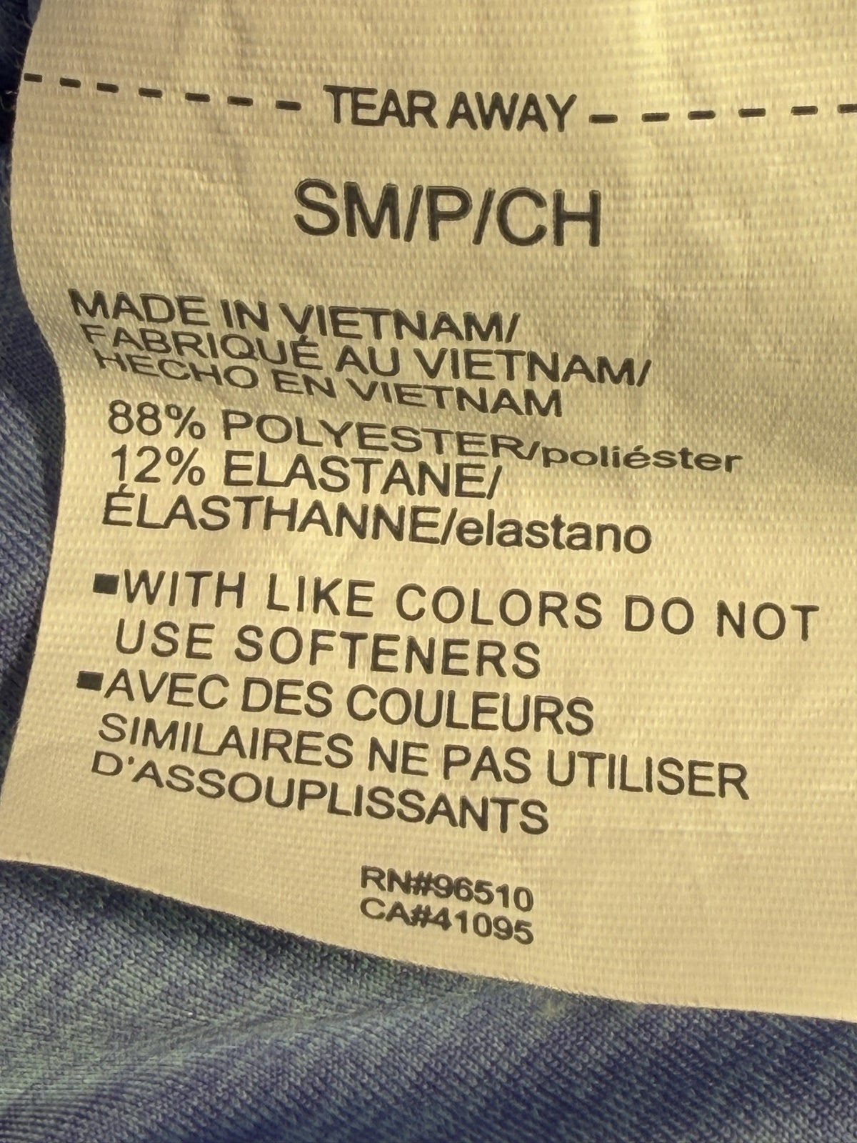 Under Armour Polo care and fabric label