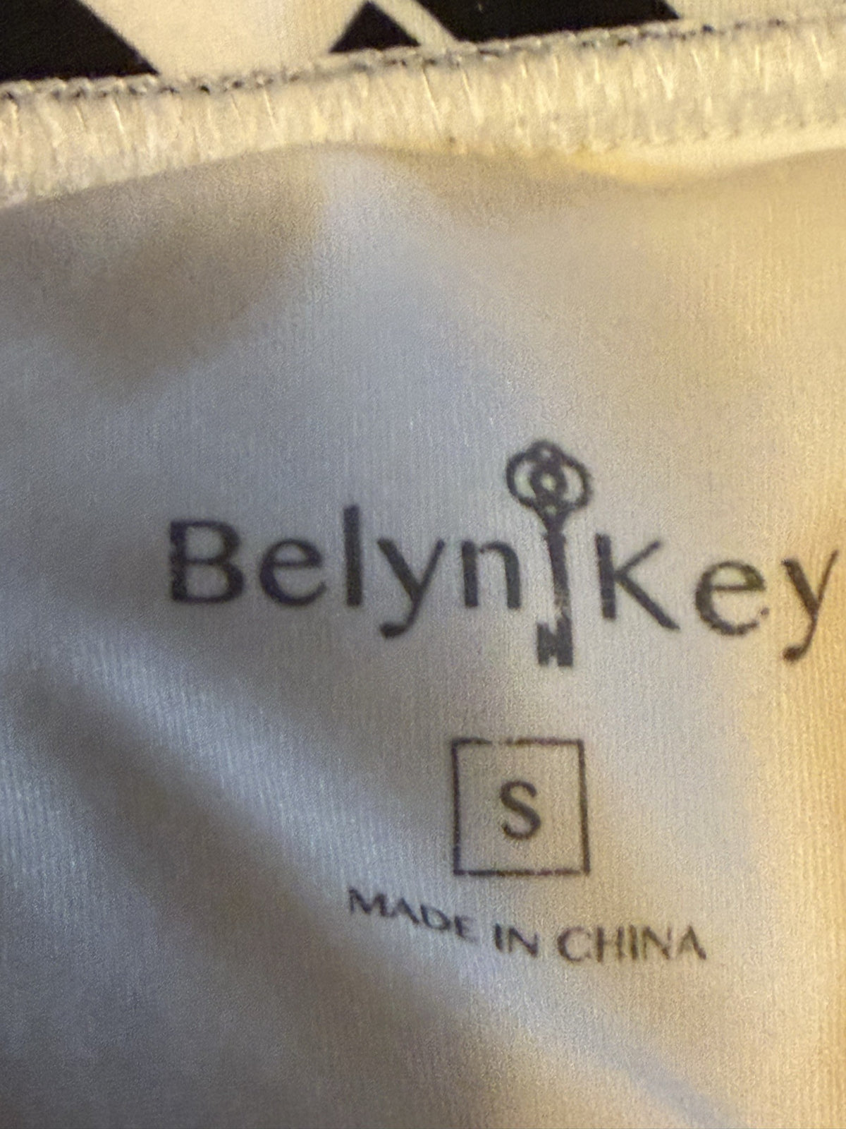 Belyn Key skort brand and size label