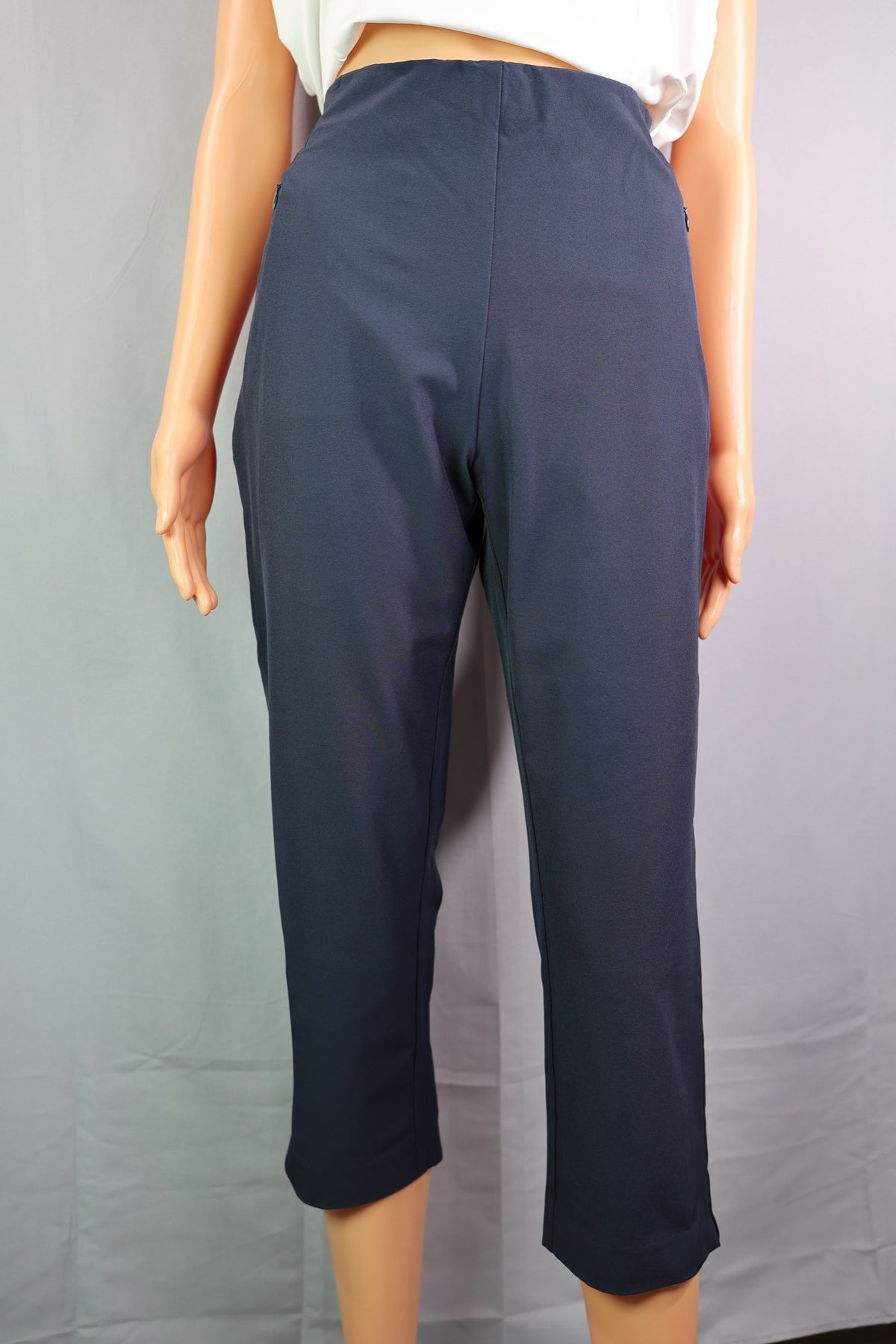 Tail Capri Pants, Navy, Size 4 - front