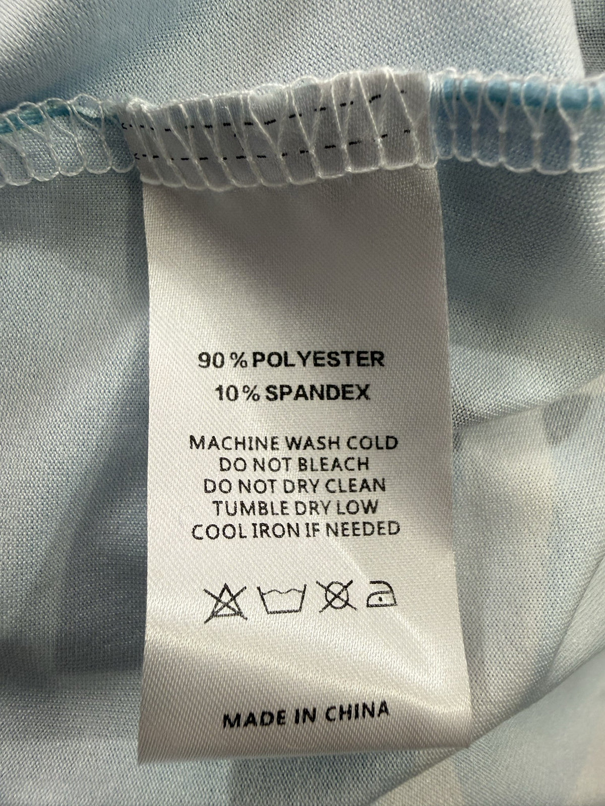 ACEGOLFS Long-Sleeve Quarter-Zip care and fabric label