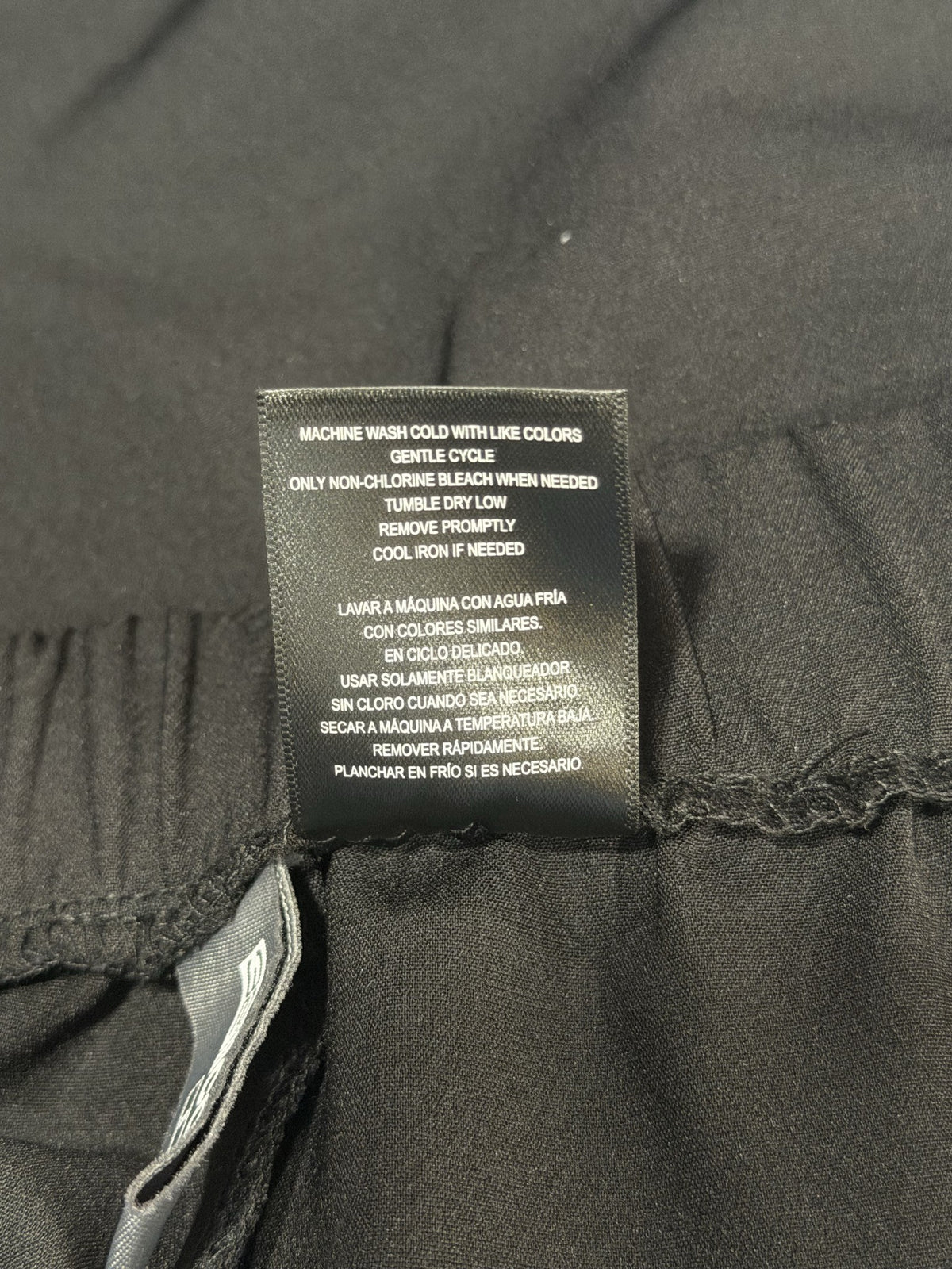 32 Cool Shorts - care label