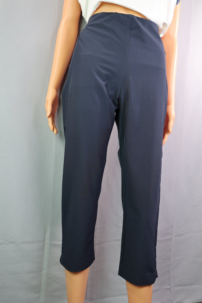 Tail Capri Pants, Navy, Size 4