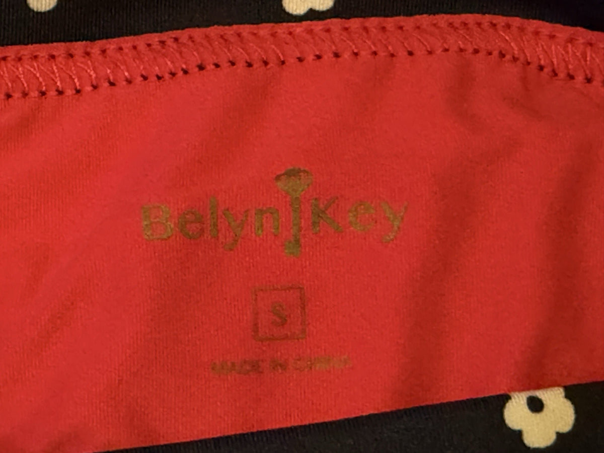 Belyn Key skort brand and size label